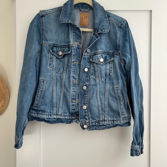 GAP Icon Women's Blue Denim Jacket - Picture 1 of 5
